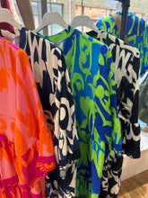 Lade das Bild in den Galerie-Viewer, Kleid Tunika
