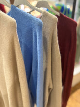 Lade das Bild in den Galerie-Viewer, Alpaca Strickjacke
